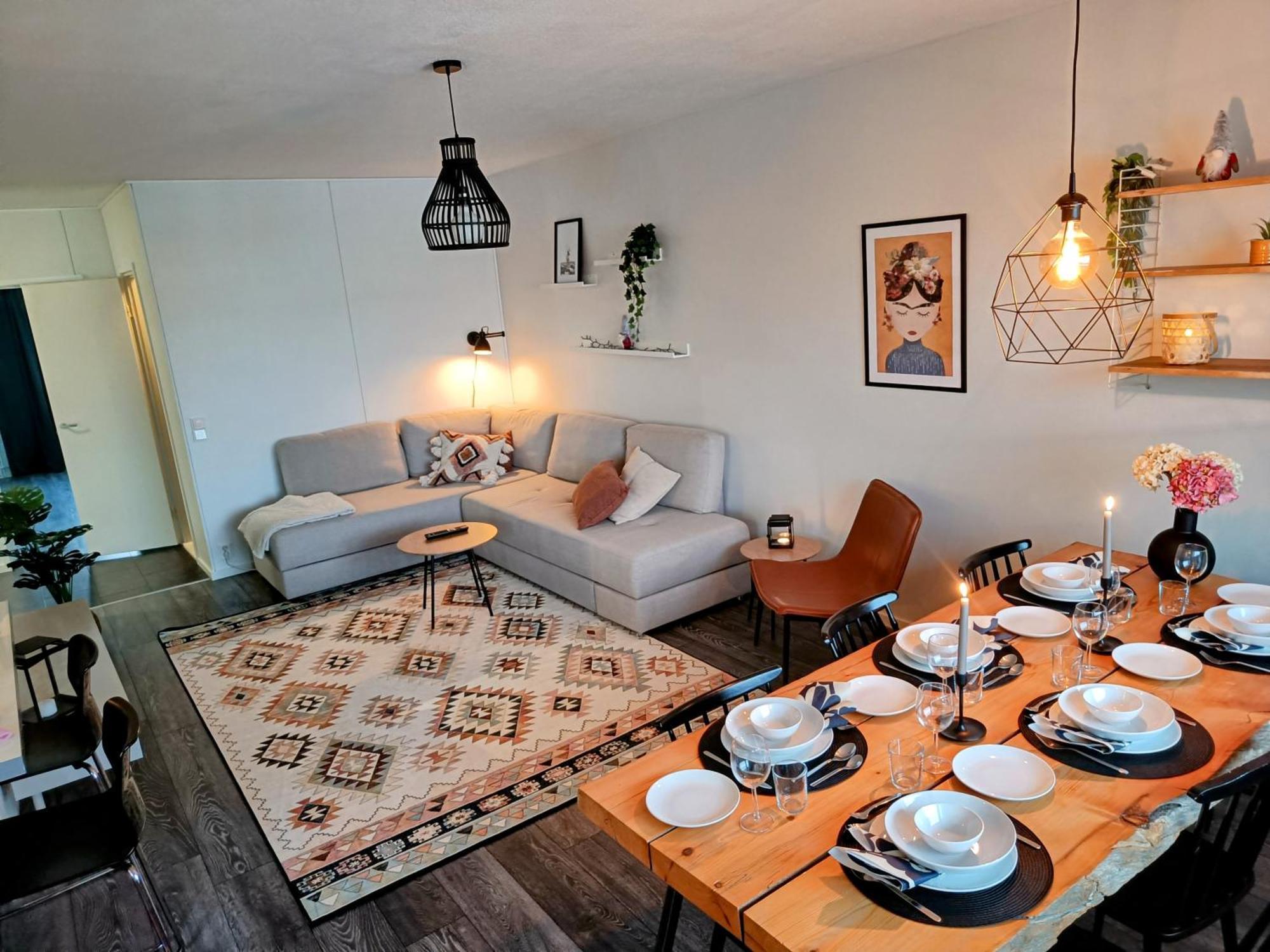 Big 88M2 Apartment In The Center Rovaniemi Eksteriør billede